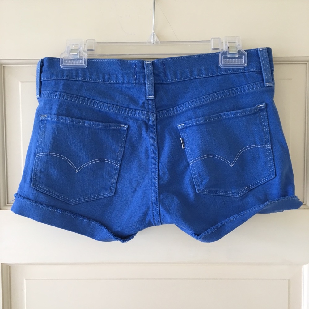 Levi’s Blue Cutoff Shorts Sz 27